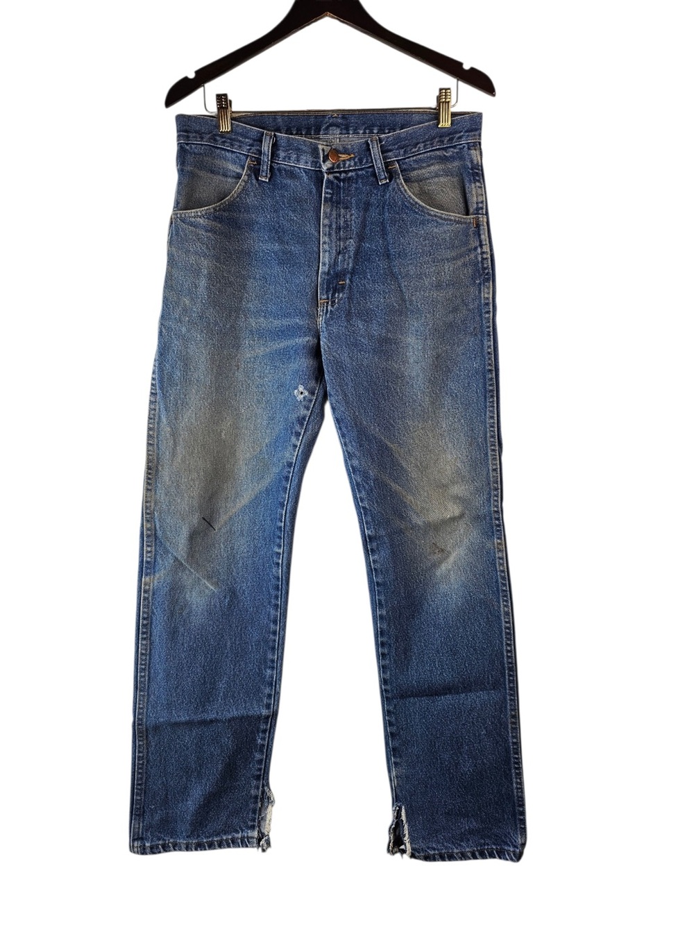 Rustler Mens 32x32 Regular Fit Blue Denim Distressed Work Jeans 87619PW